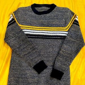 Vintage looking sweater